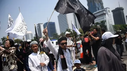 Islam Tiket Politik Indonesia