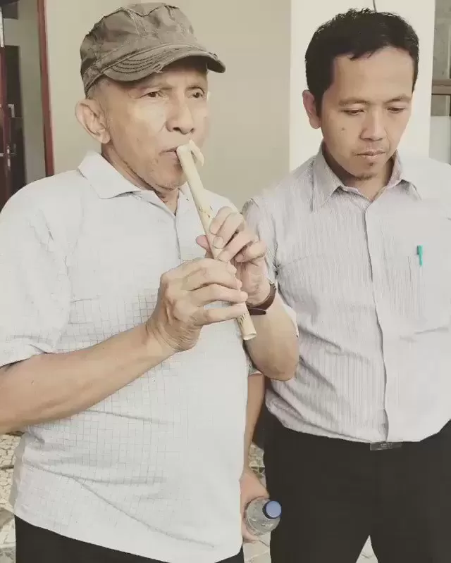 Beranikah Polri Menangkap Amien Rais?