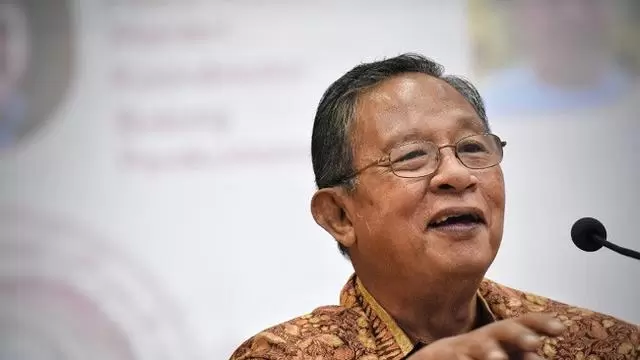 Menko Perekonomian Membangkang Presiden