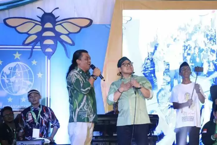 Misteri Lebah Cak Imin