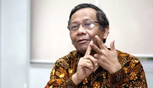 Rizieq Kena Masalah, Mahfud Labil