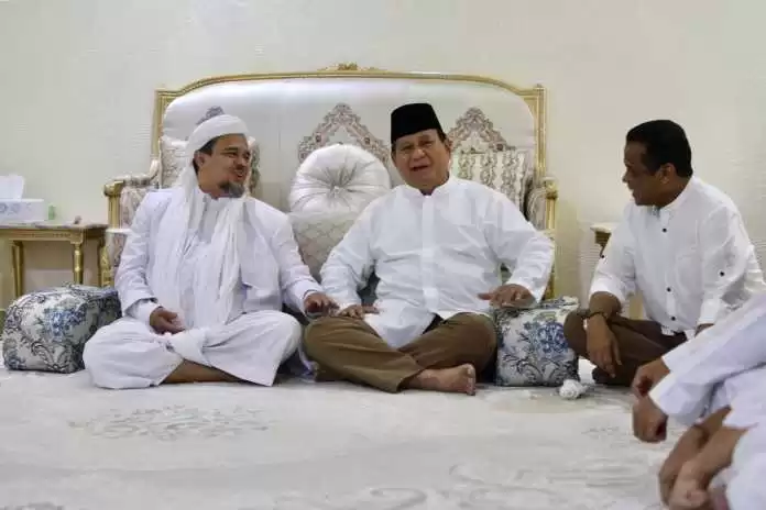 Rizieq, Jalan Rekonsiliasi Jokowi-Prabowo?