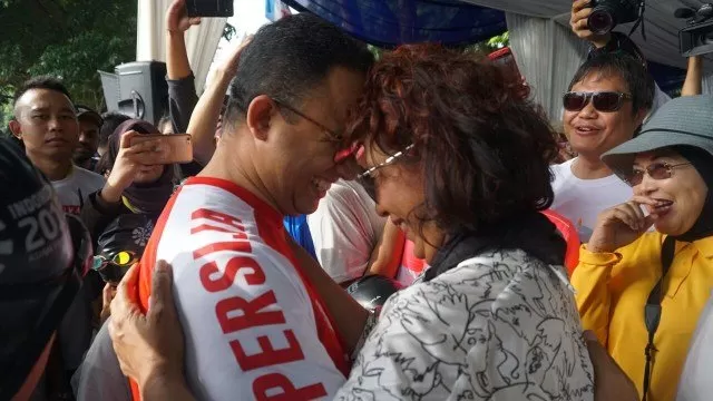 Menteri KKP Susi Pudjiastuti dan Gubernur DKI Anies Baswedan