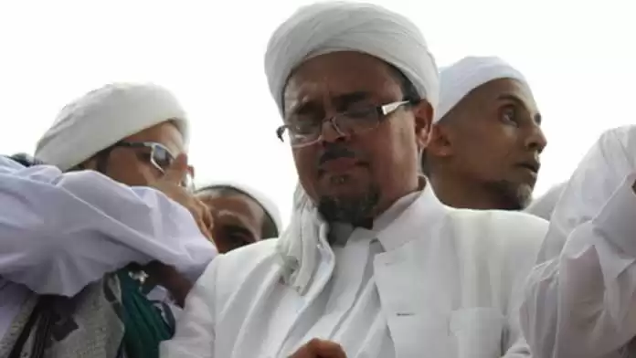 Serobot Doa, Habib Rizieq Dikritik
