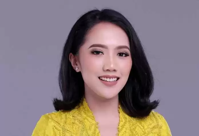 Puteri Komarudin