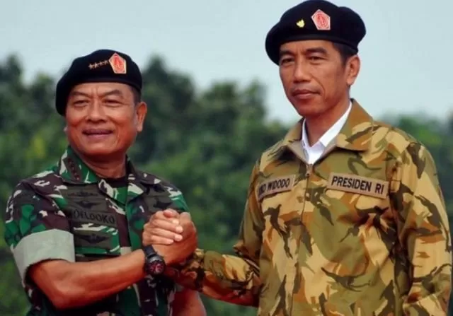 Di Balik Moeldoko dan Ayam Stunting