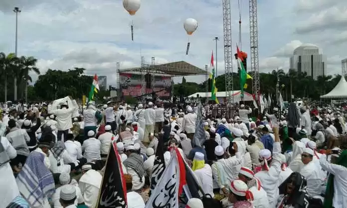 Mengupas Hubungan Islam dan Demokrasi