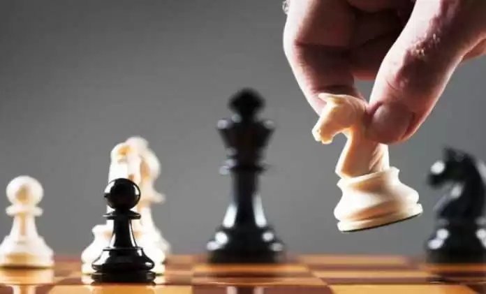 Memahami Politik dengan Language Games