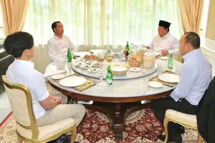 Bahagia Prabowo Kerja untuk Jokowi