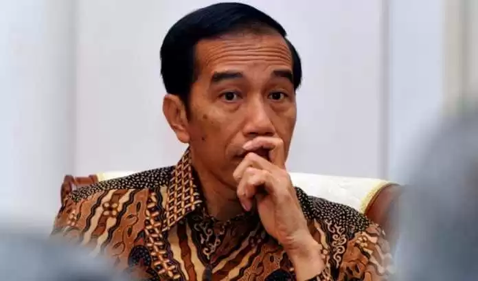 Ekonomi Stagnan, Mengapa Jokowi Berkilah?