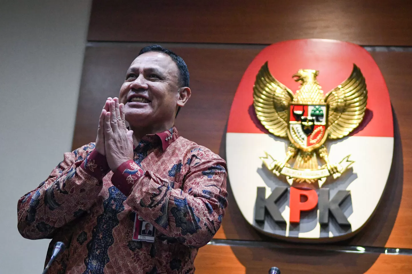 Beranikah KPK Terima Tantangan ICW