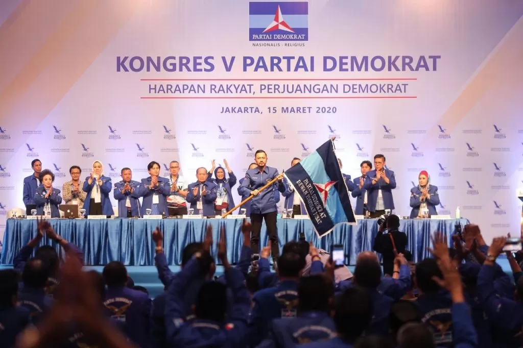Melirik Regenerasi Kepemimpinan Partai Politik