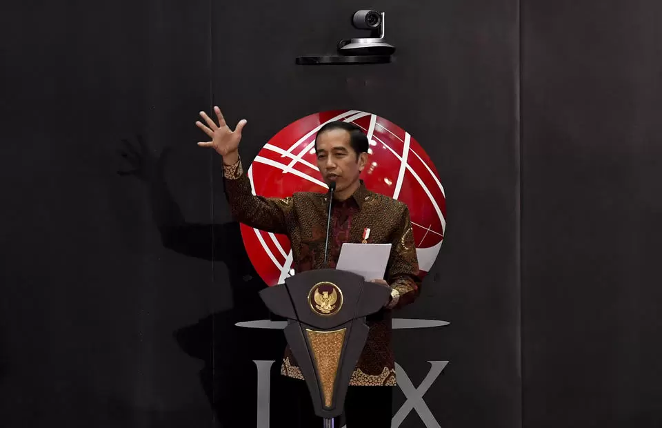 Stimulus ekonomi teranyar yang disampaikan oleh Presiden Jokowi dinilai masih belum berkeadilan dan tidak menyentuh secara komprehensif kalangan masyarakat ekonomi rentan.