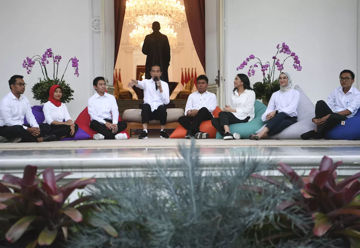 Stafsus Milenial Jokowi Guncang Indonesia