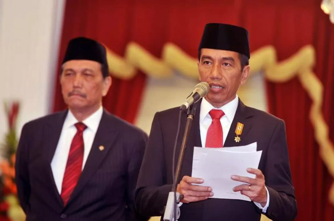 Di Balik Tagar Impeachment Jokowi