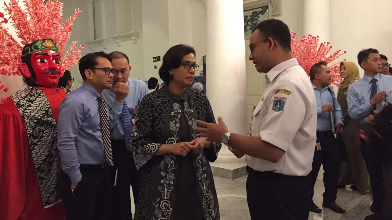 Corona Babak Baru Anies vs Sri Mulyani