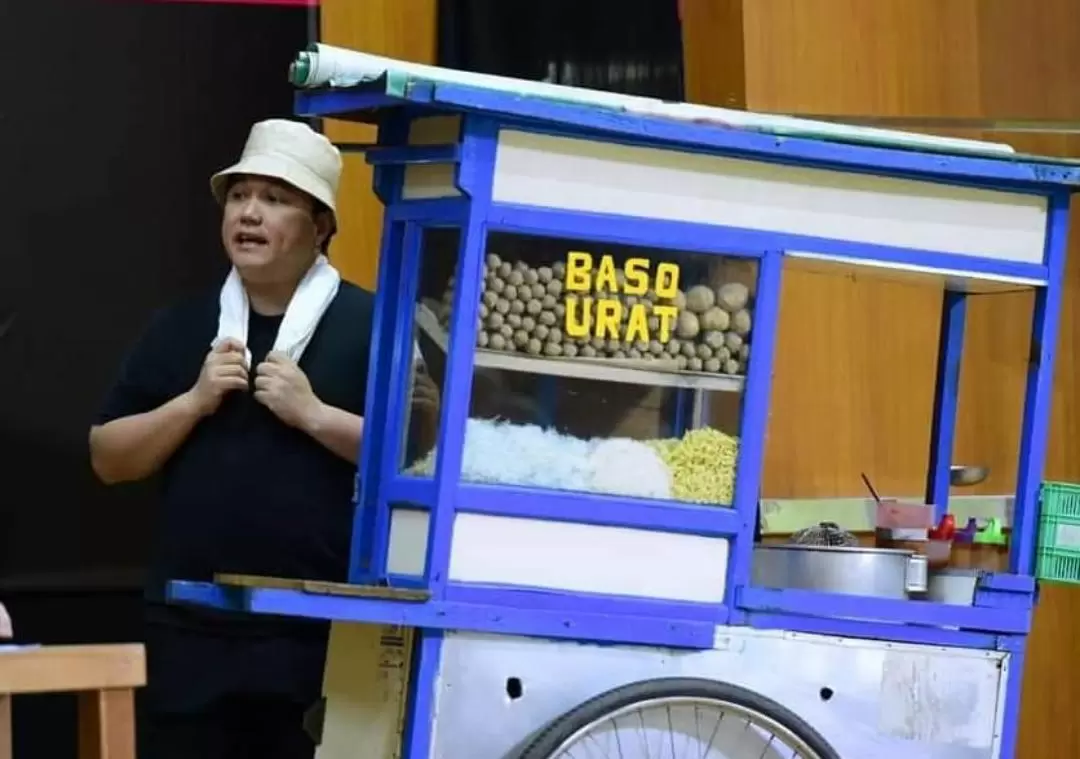 BUMN Erick Seenak Bakso Blok S