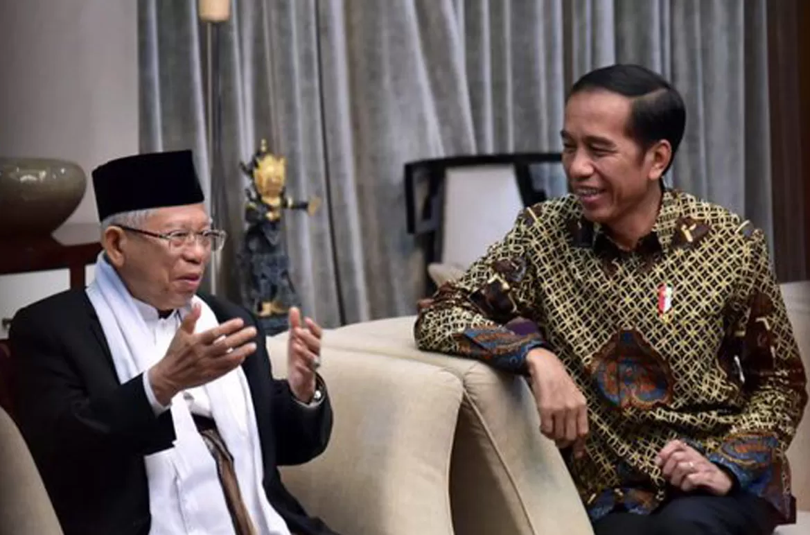 Siapa di Balik Bansos Jokowi?