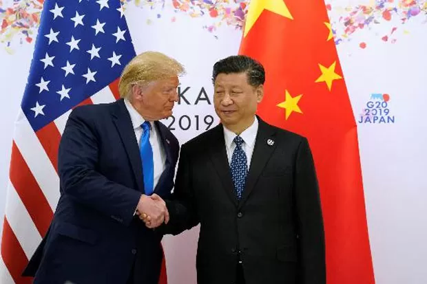 Presiden AS Donald Trump bersama dengan Presiden Tiongkok Xi jinping