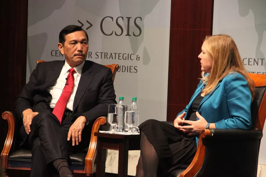 Menteri Koordinator Bidang Kemaritiman dan Investasi, Luhut Binsar Pandjatan memberikan pandangan pada forum yang digagas CSIS pada 2017 silam.