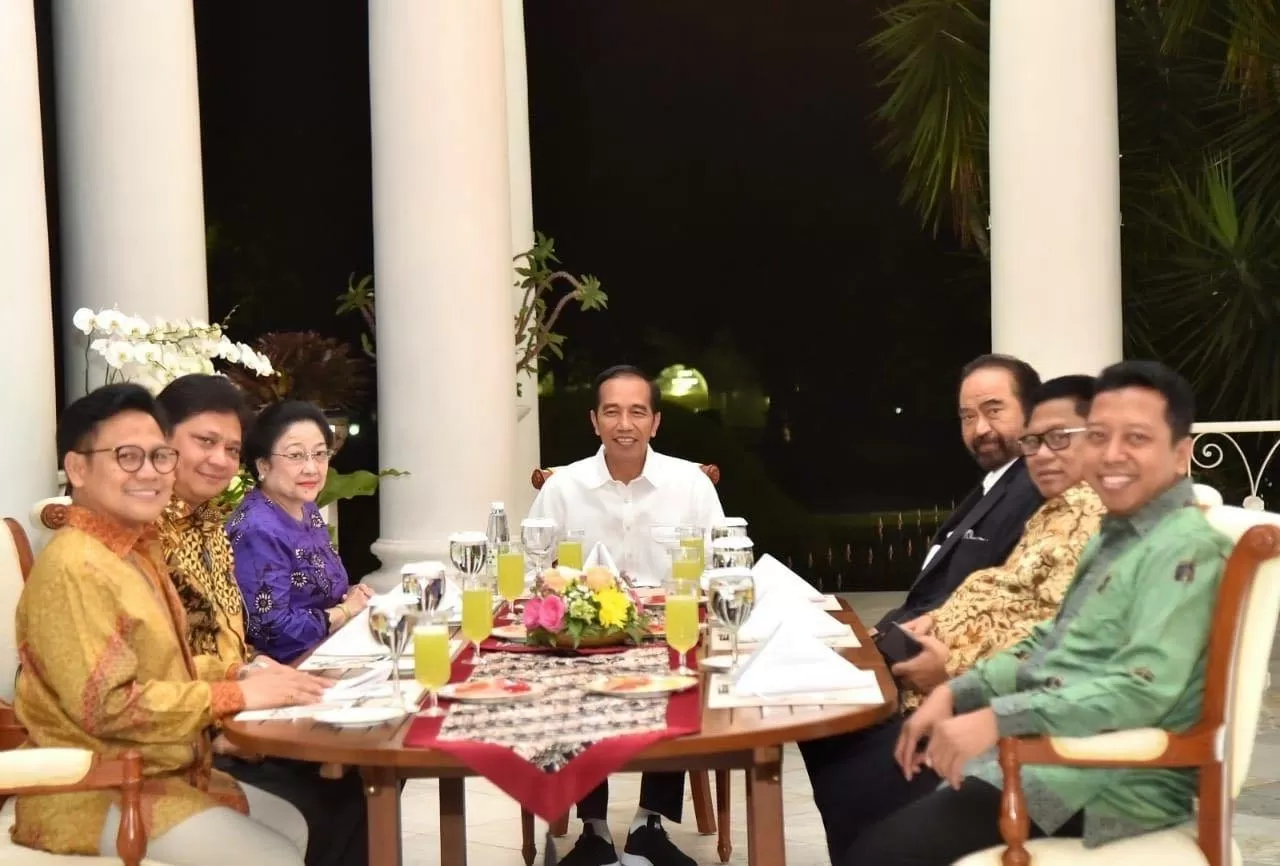 Politik Kartel Bayangi Masa Depan Indonesia
