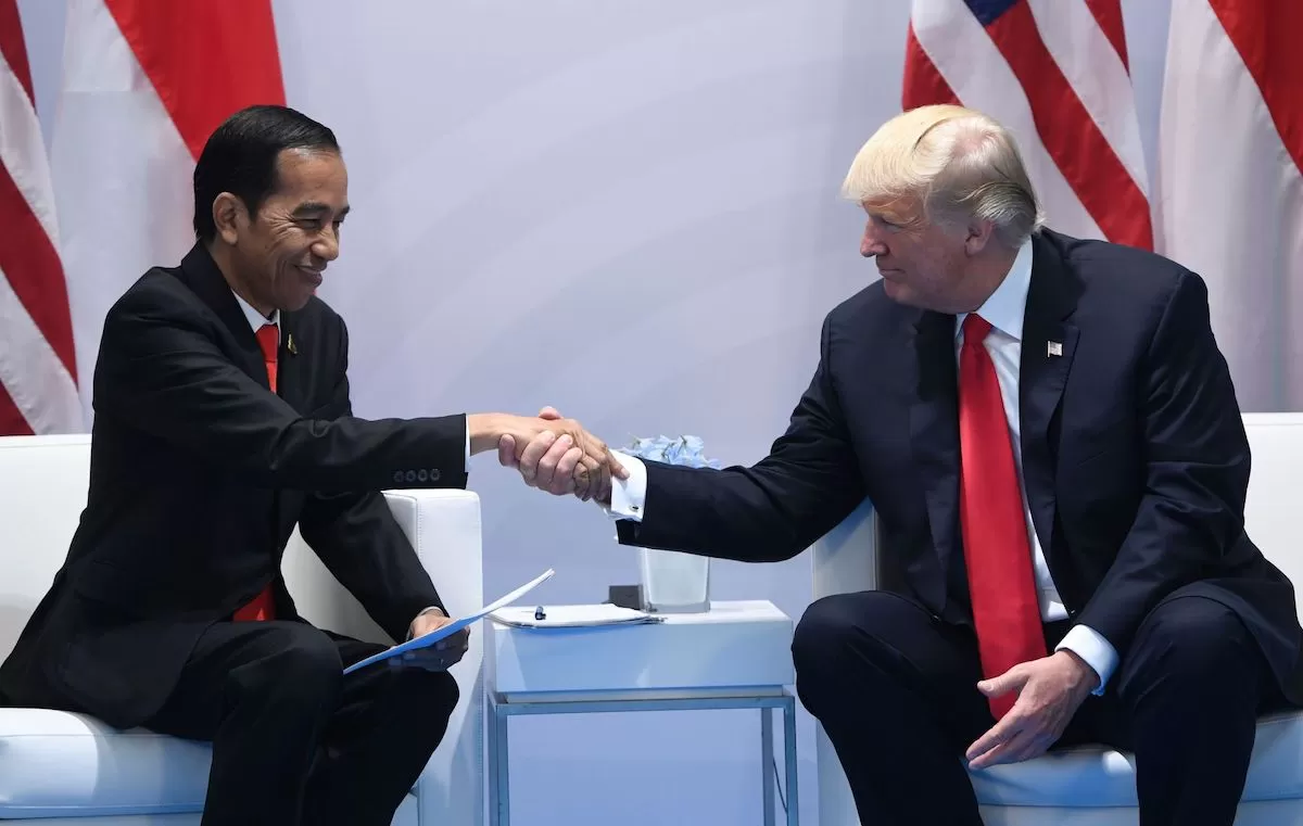 Trump Jadi Penjaga Malam Jokowi