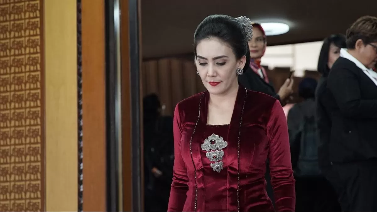 PDIP dan ‘Drama’ Pencopotan Rieke