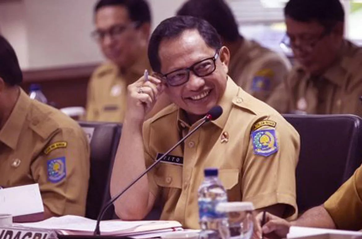 Mendagri Tito Paling Melek Teknologi