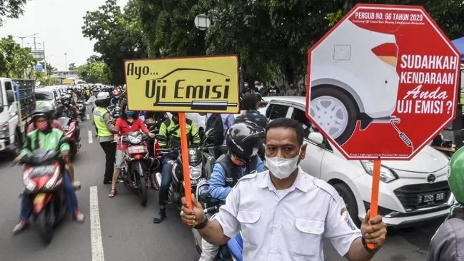 Uji Emisi Melawan Cengkeraman Jepang