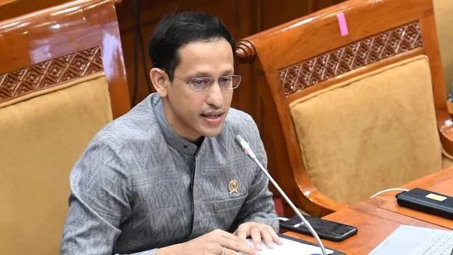 Permendikbud Ristek Nadiem, Legalisasi Zina?