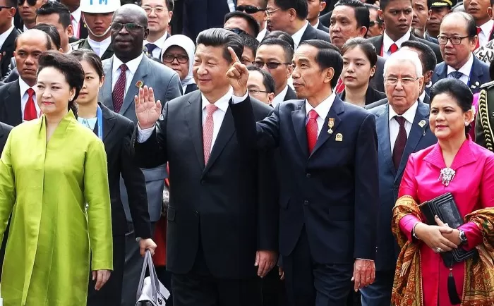 Saatnya Jokowi “Kelabui” AS-Tiongkok?