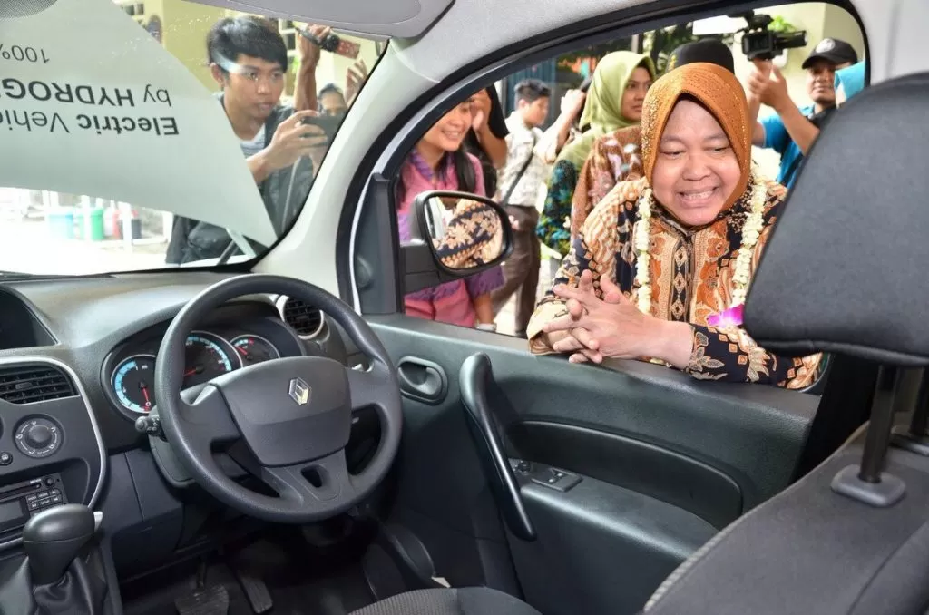 Balapan Sandiaga-Risma, Siapa Menang?