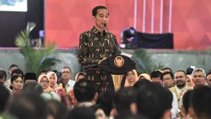 Kebisingan Politik, Salah Jokowi atau Media?