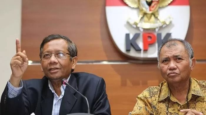 Mahfud Akui Pelemahan KPK?