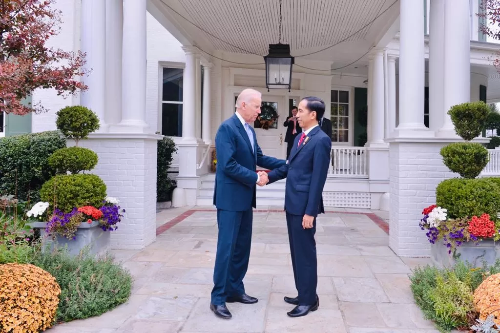 Ada Biden di Reshuffle Jokowi