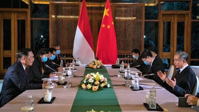 Luhut dan Bayangan Teknologi Tiongkok