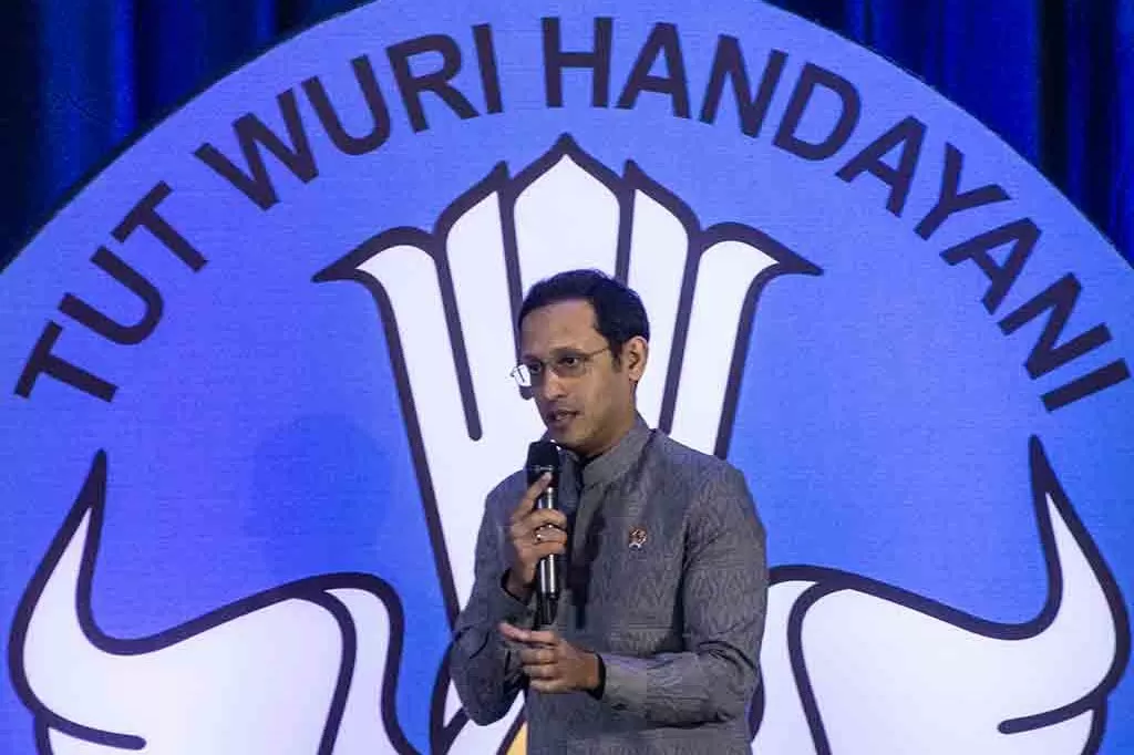 Mengintip Ruang Kerja Nadiem