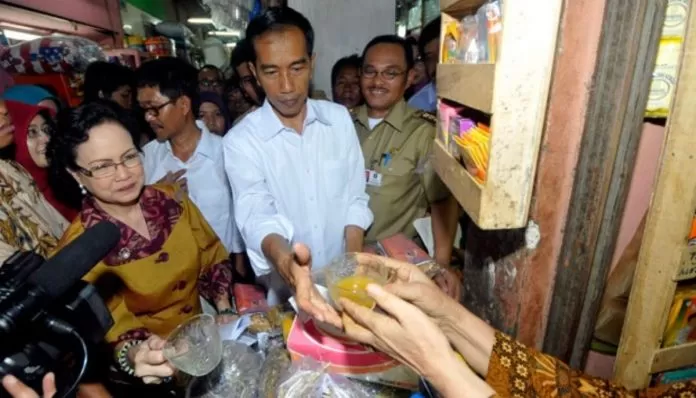 Saatnya Minum Jamu ala Jokowi