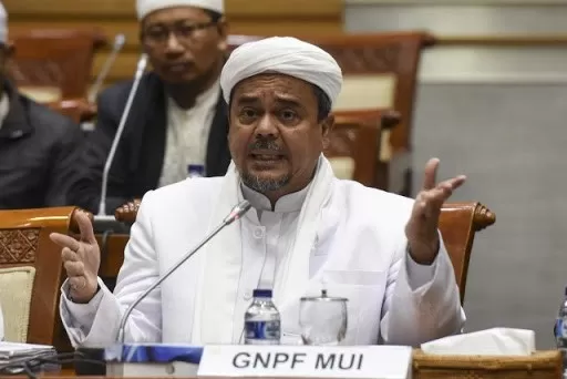 Saatnya Rizieq Jadi Buzzer Vaksin Istana