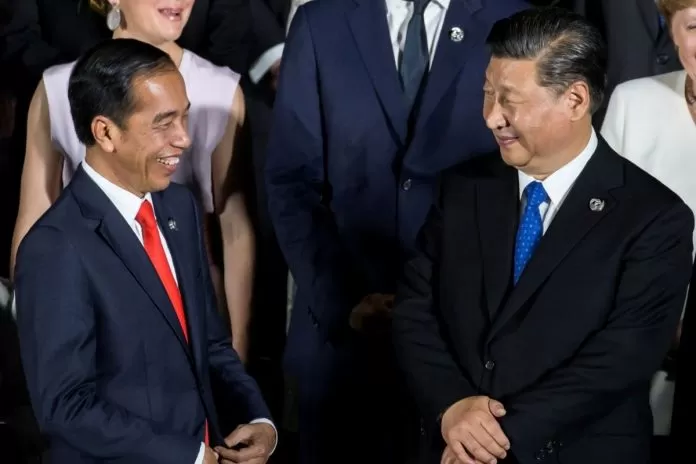 Tak Mungkin Jokowi Lepas Tiongkok