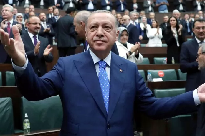 turki baru erdogan lawan barat