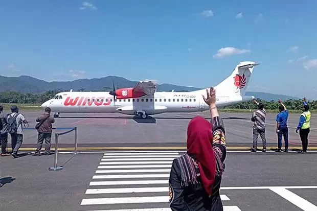 Tiket Pesawat Naik, Tiket PDIP Naik?