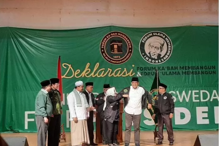 Anies Pelan-pelan