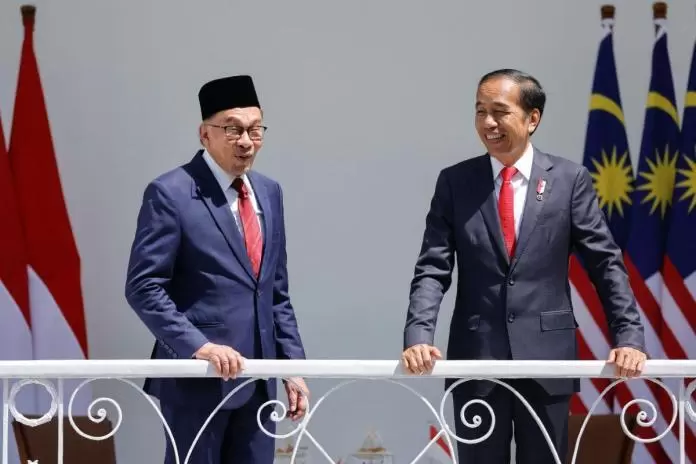 anwar ibrahim mirip gus dur