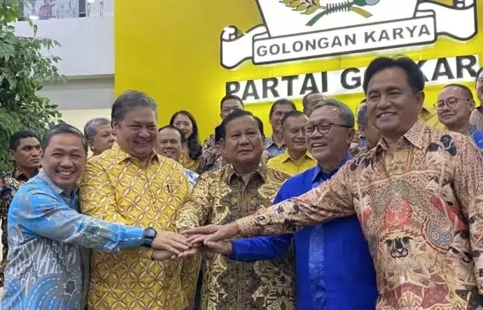 Digoda Megawati, Golkar Tinggalkan Prabowo?