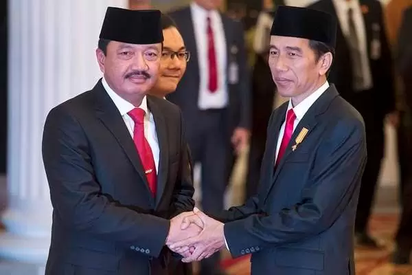 Kenapa Jokowi Belum Copot Budi Gunawan?